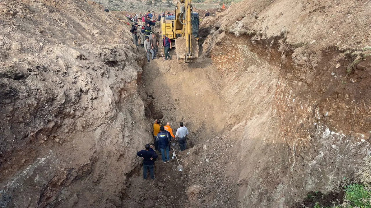 Kilis'te 2 işçi göçük altında kaldı