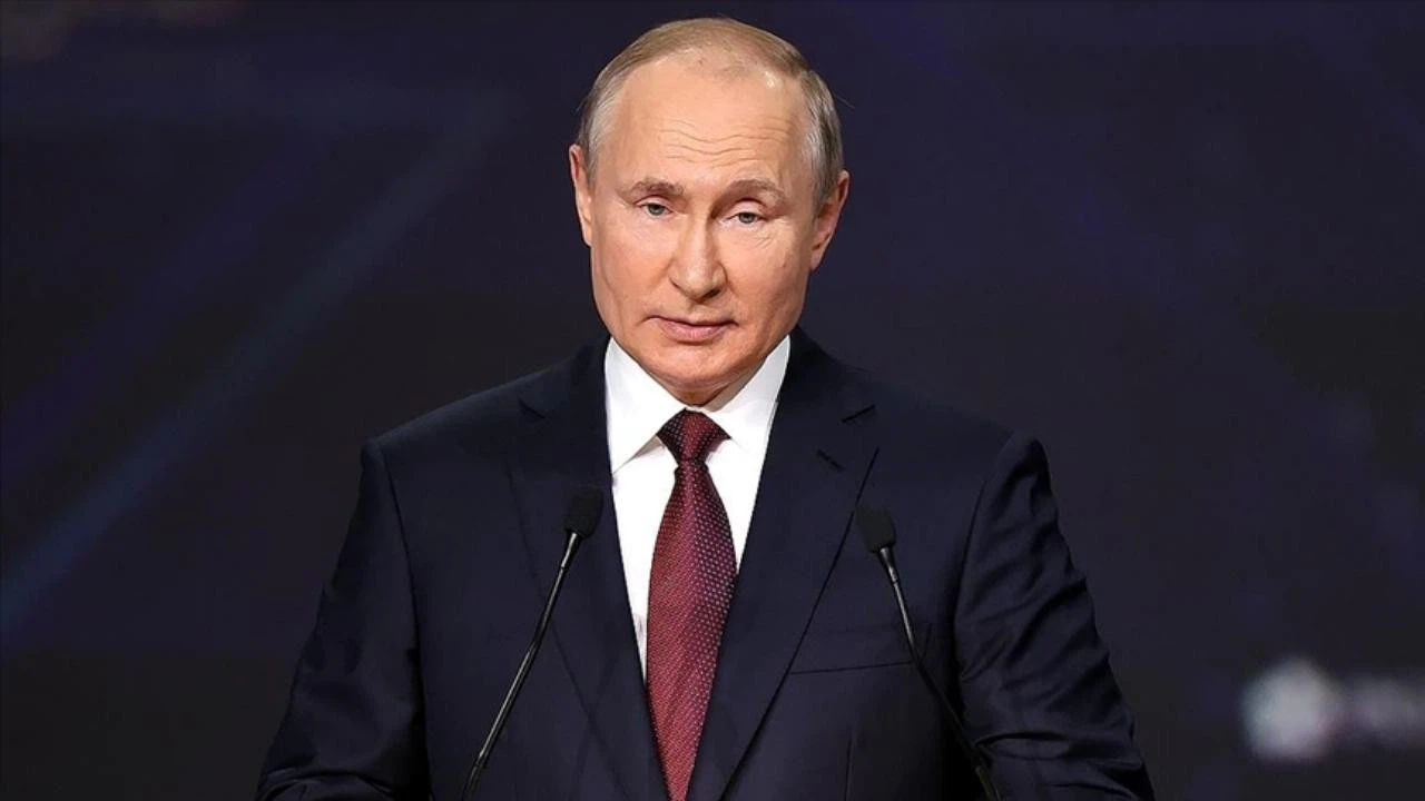 Putin: "Belarus bizim için kelimenin tam anlamıyla müttefiktir"