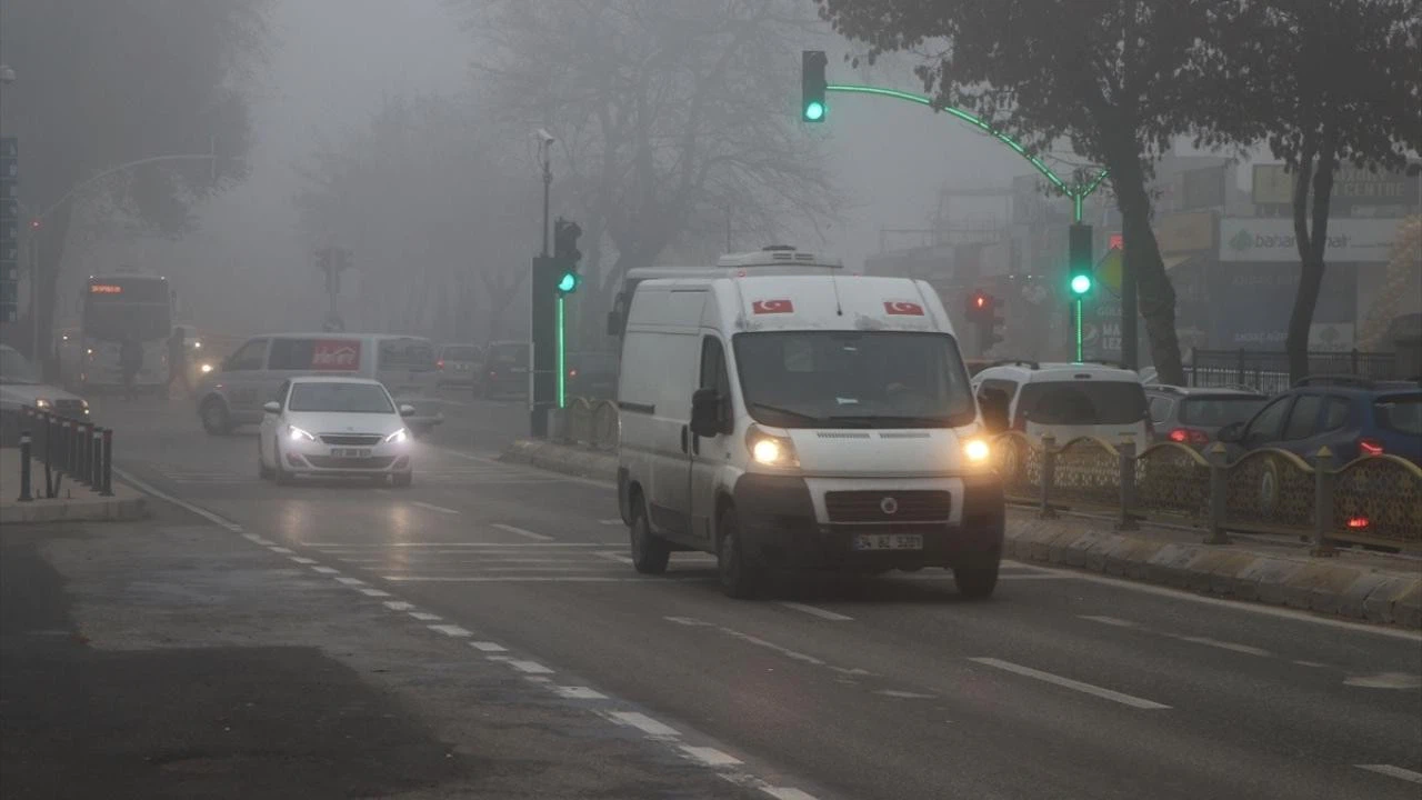 Edirne'de yoğun sis etkili oluyor