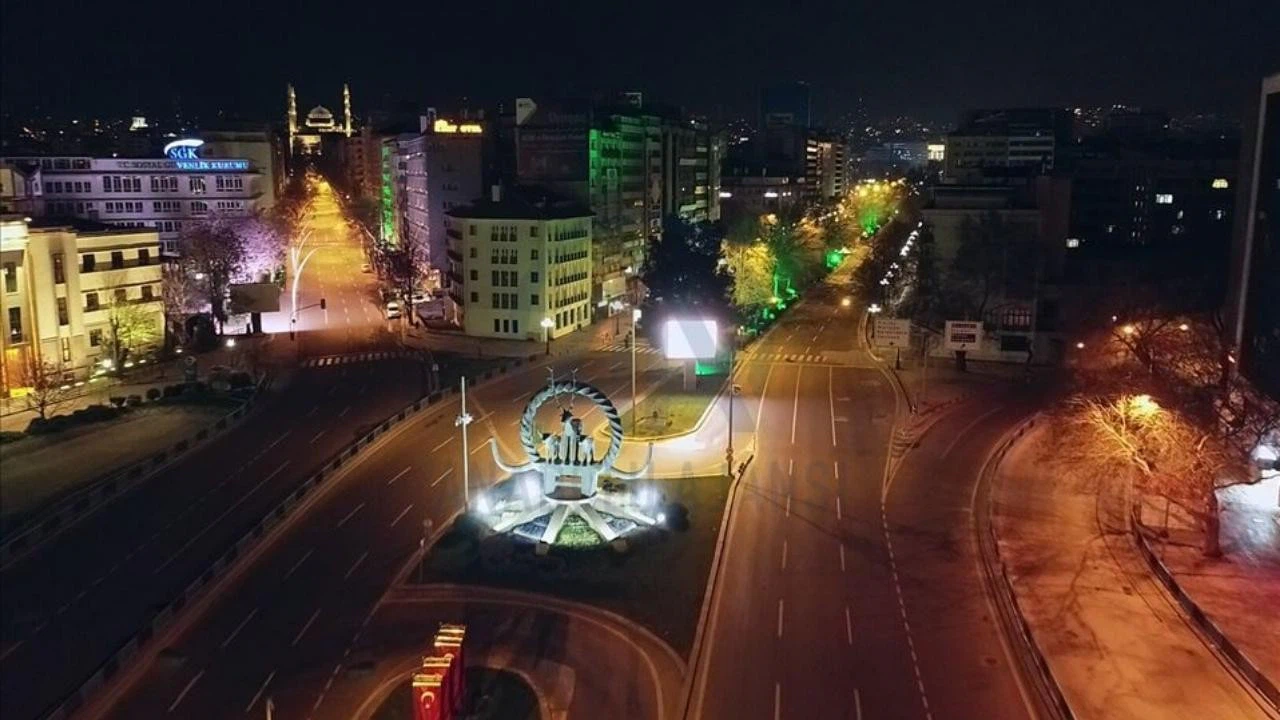 Başkentte yarın bazı yollar trafiğe kapatılacak