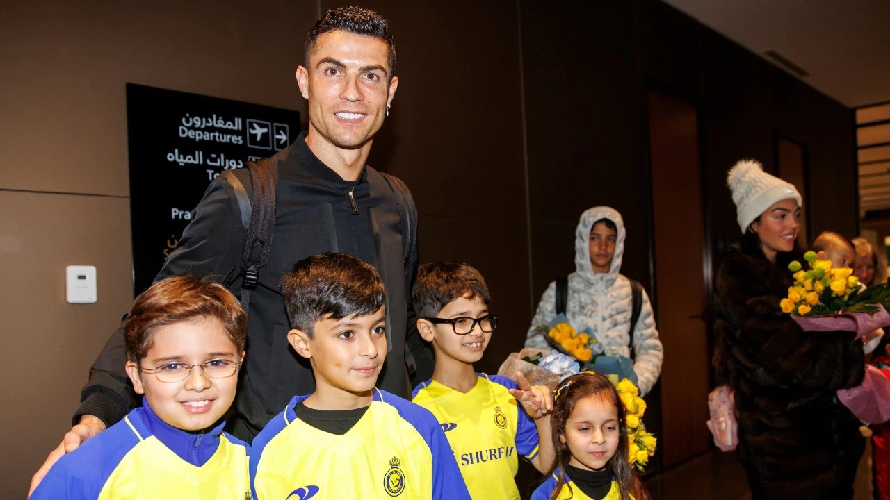 Al Nassr, CR7 için bugün imza töreni düzenleyecek!