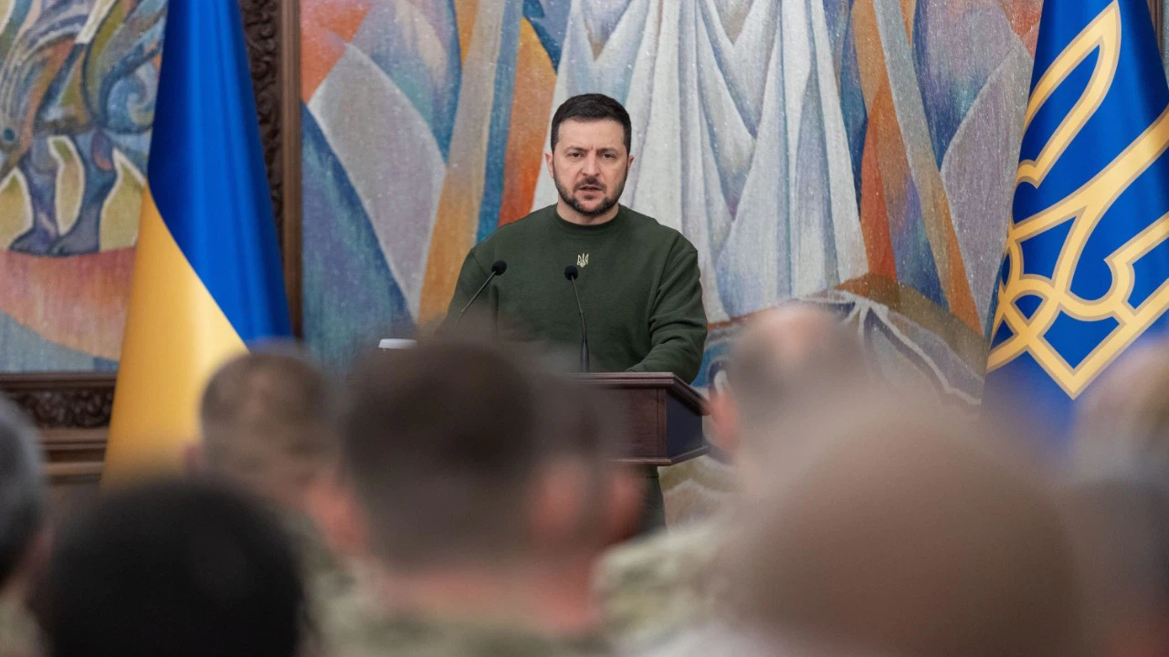 Zelenskiy: Rusya'nın Noel açıklaması kandırmadan ibaret