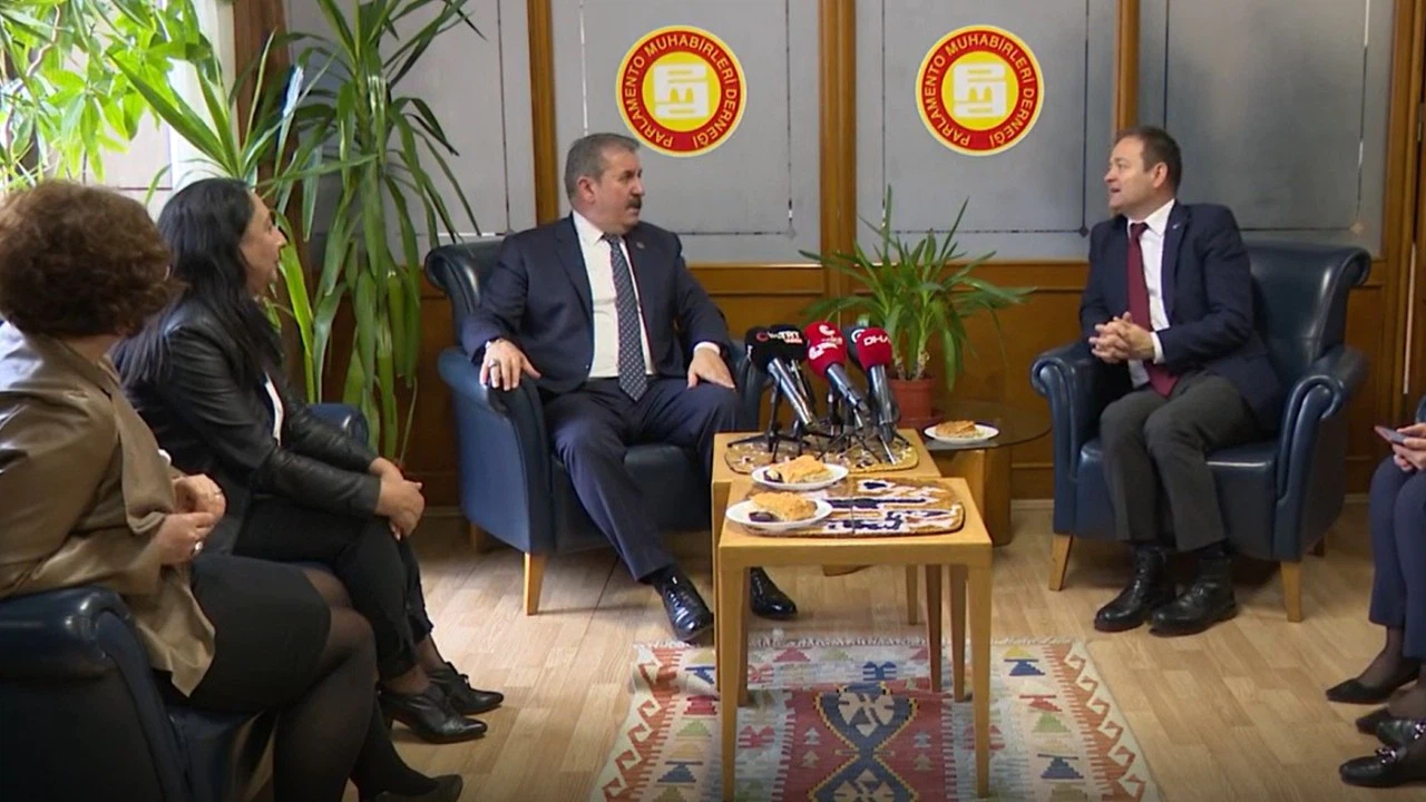 Destici: “Başörtüsü teklifleri birleştirilebilir”