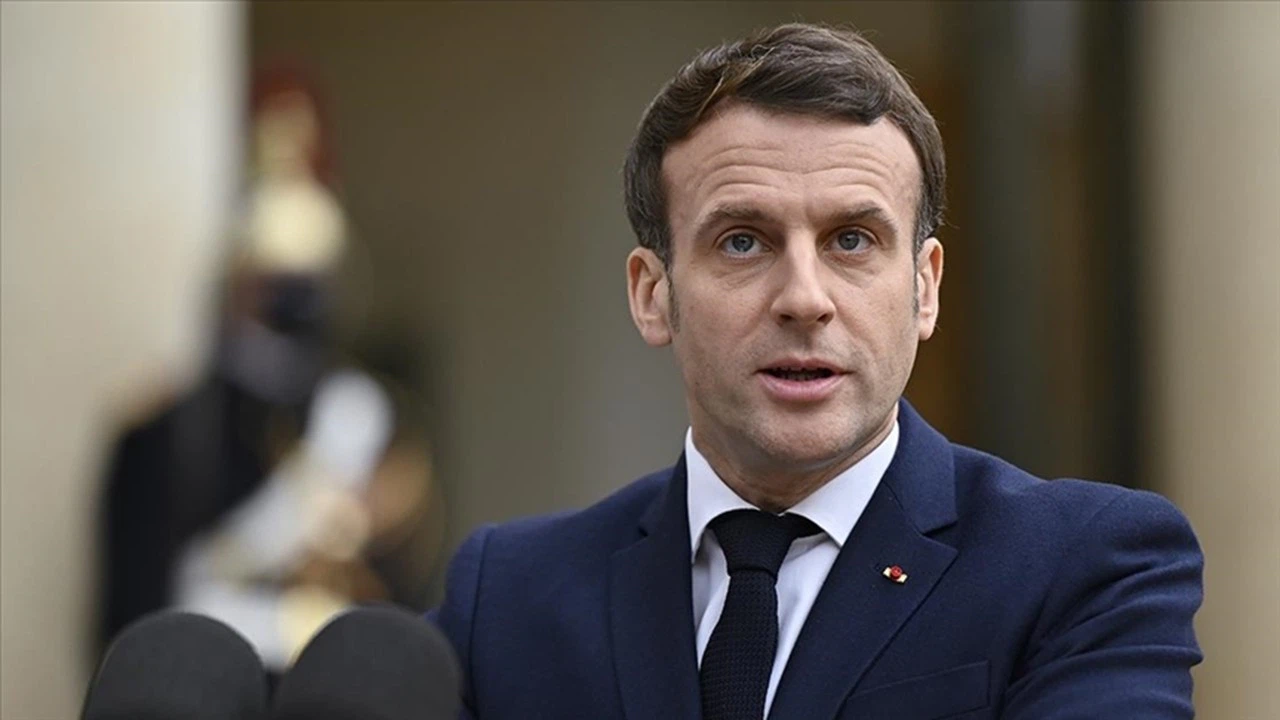 Macron: Af dilemek bir şeyi düzeltmez