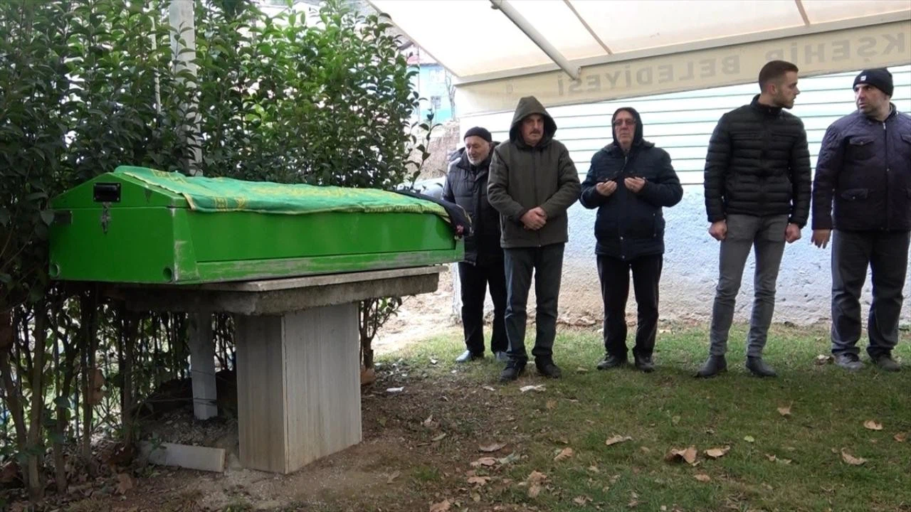 Fotoğraf çekmek isterken canından oldu!