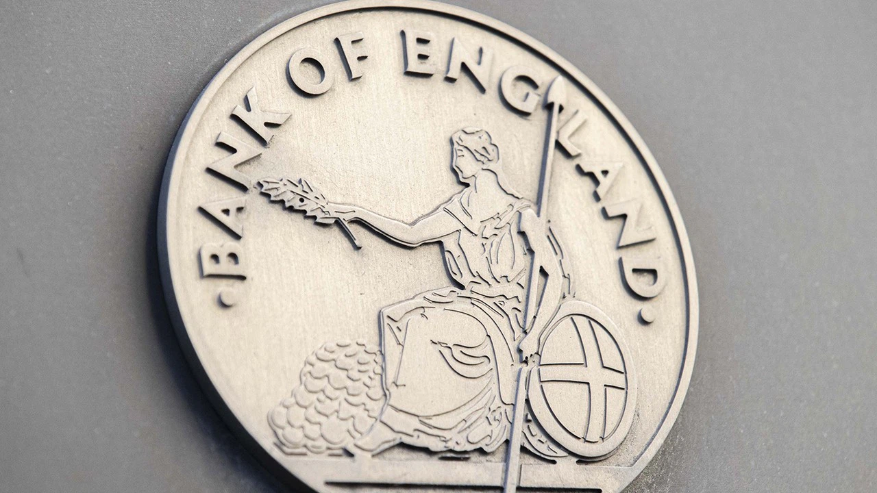 İngiltere Merkez Bankası faiz oranını yüzde 4'e yükseltti.