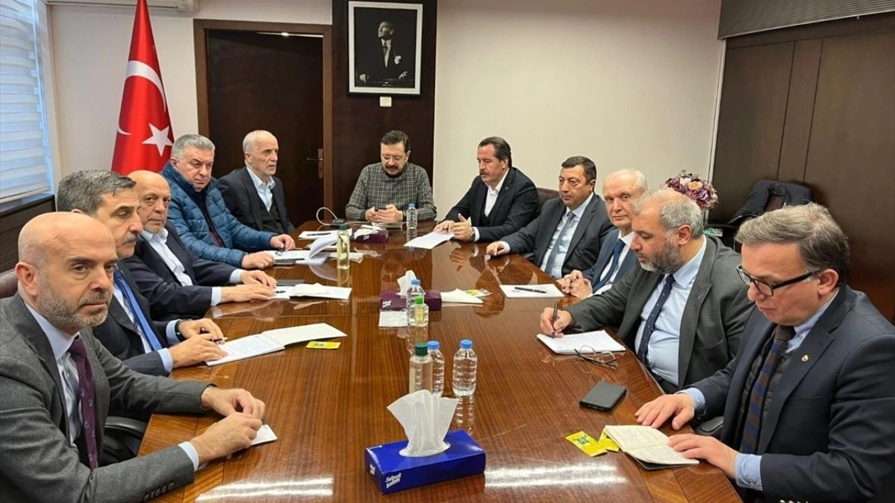 STK'ler deprem bölgesine yardım için harekete geçti