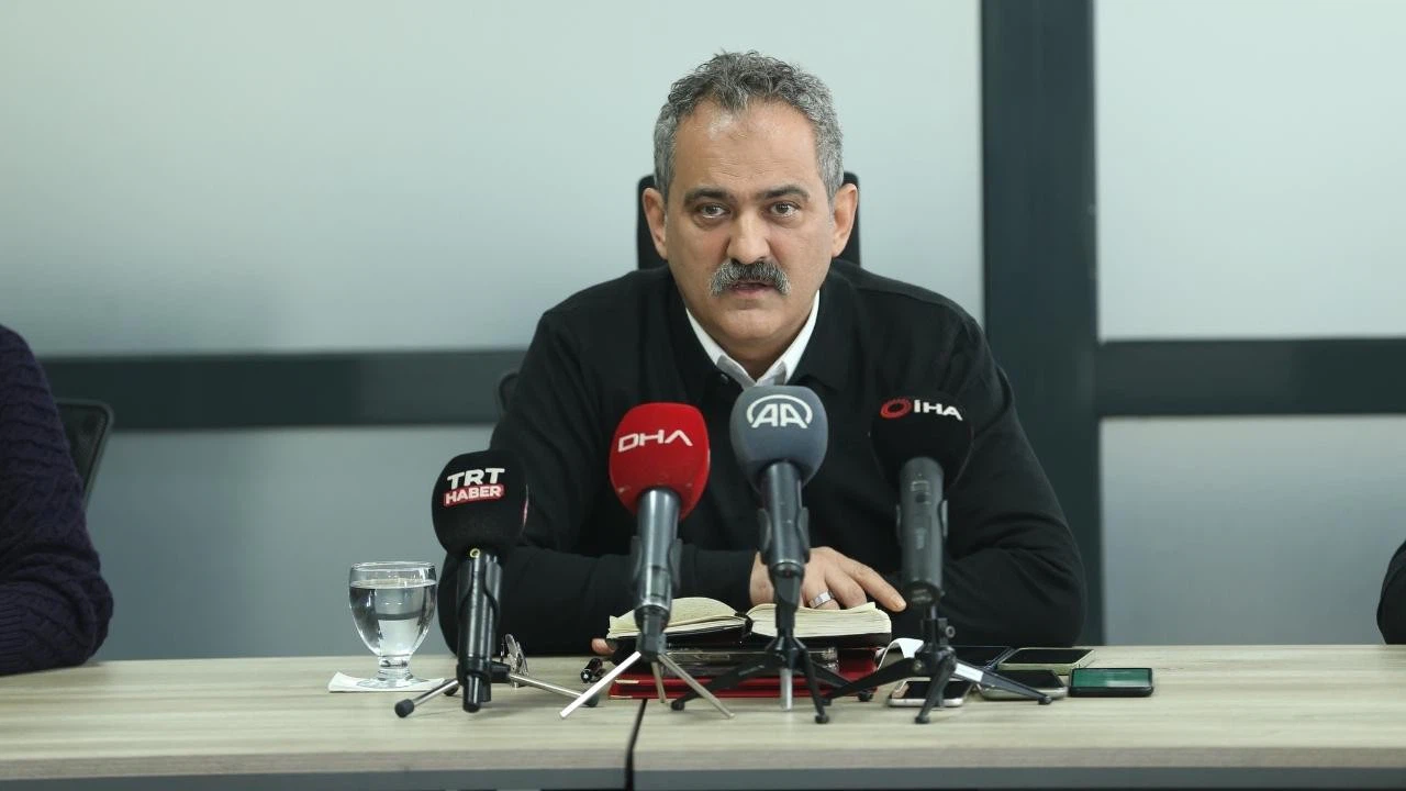 Bakan Özer'den YKS kampı ile ilgili açıklama!