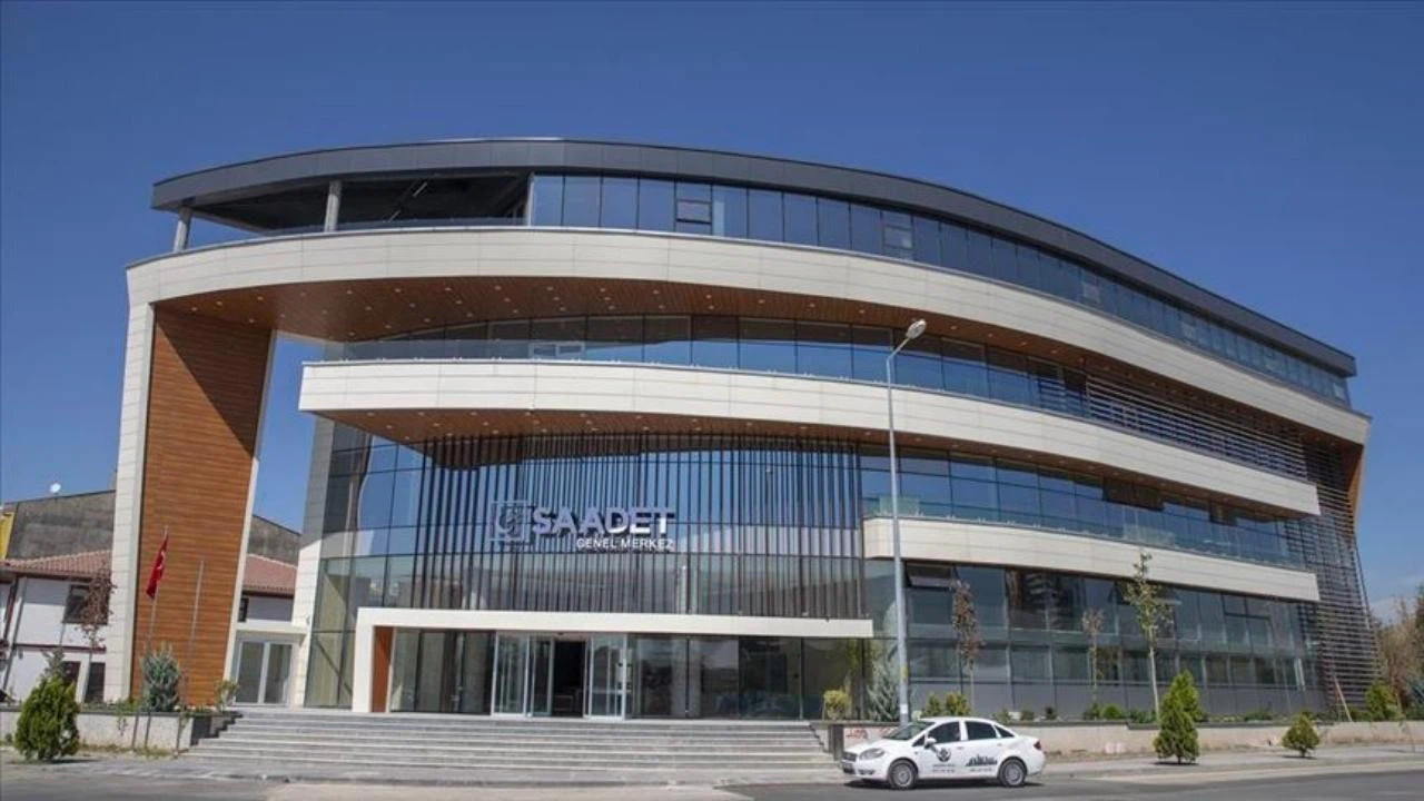 Saadet Partisi'nde aykırı ses!