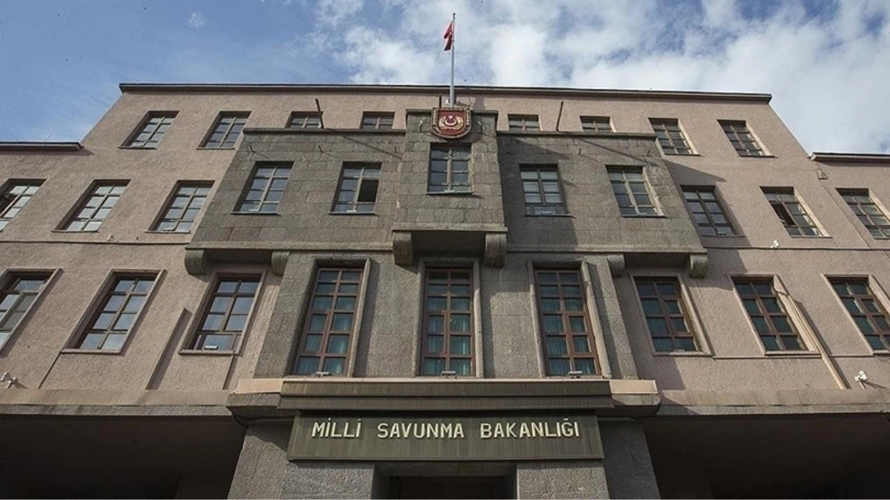 Milli Savunma Bakanlığı ve TSK'ya yeni personel alımı!