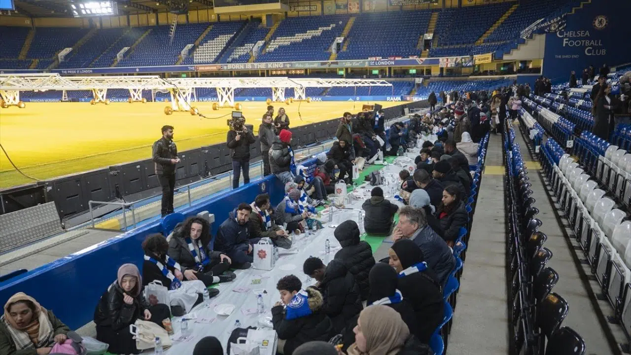 Chelsea'nin Stamford Bridge Stadı'nda iftar programı düzenlendi!