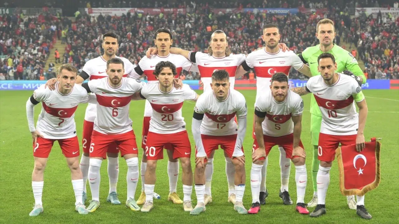 Milli Takım'da şok sakatlık! Maça devam edemedi