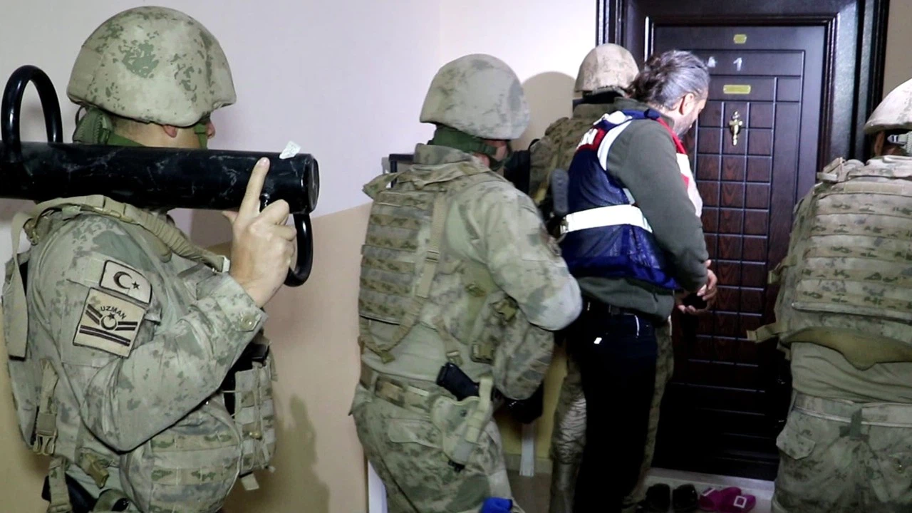 Mersin merkezli 5 ilde PKK/KCK operasyonu!