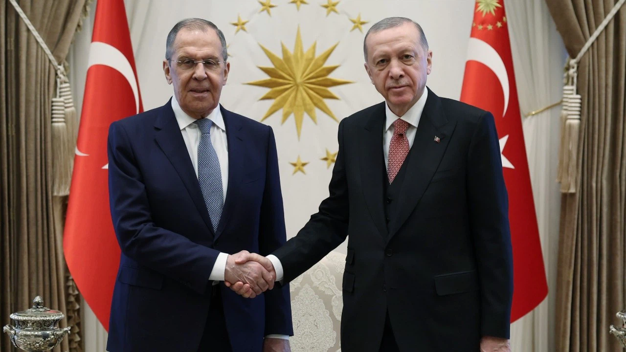 Cumhurbaşkanı Erdoğan, Rusya Dışişleri Bakanı Lavrov'u kabul etti!