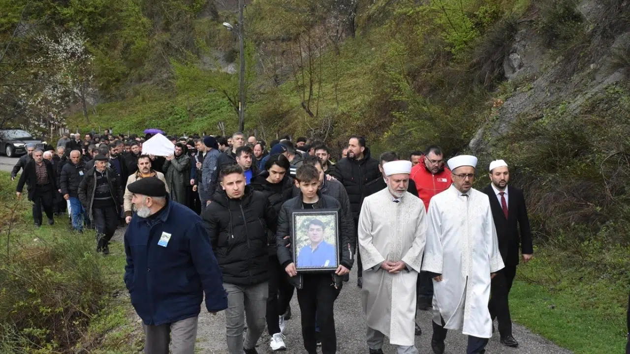 Maden patlamasından 173 gün sonra hayatını kaybetti!