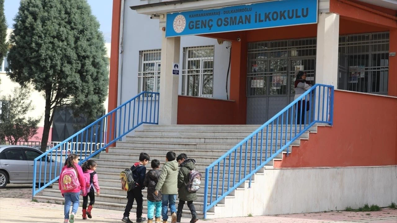 Kahramanmaraş'ta yeniden eğitime başlandı