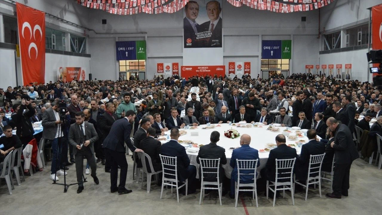 Erzurum'da MHP'nin milletvekili adayları tanıtıldı