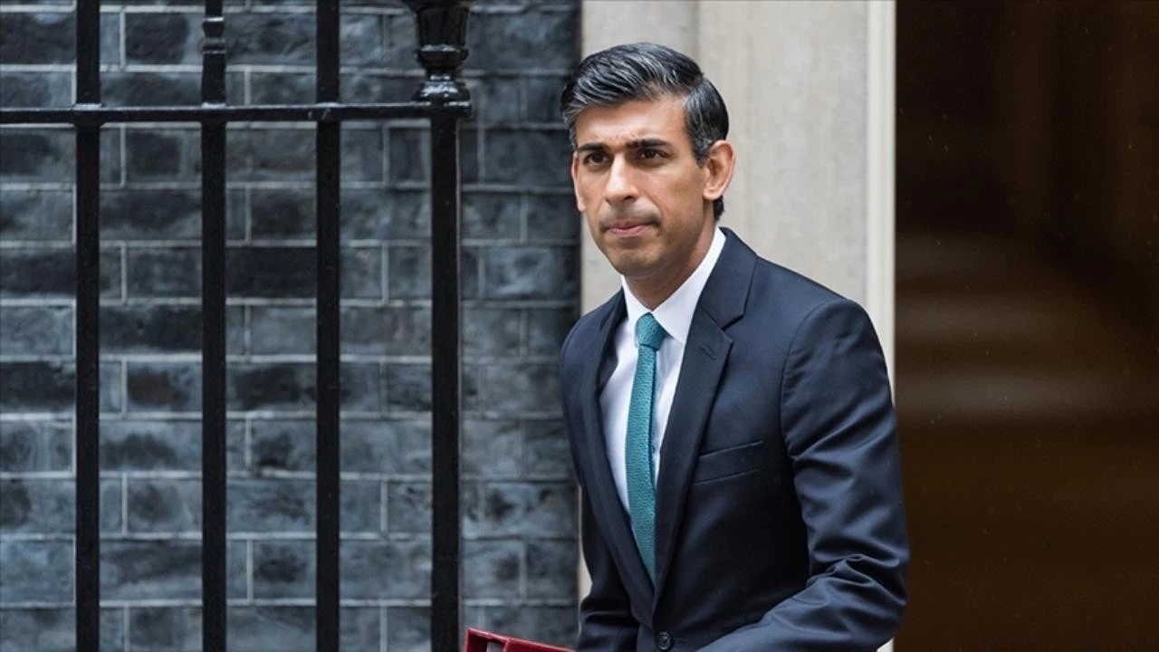 İngiltere Başbakanı Sunak hakkında soruşturma başlatıldı