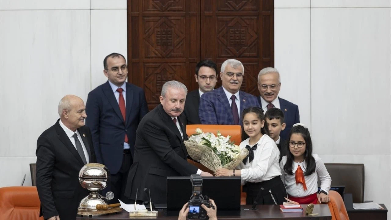 Şentop, koltuğunu Karakışla'ya devretti!