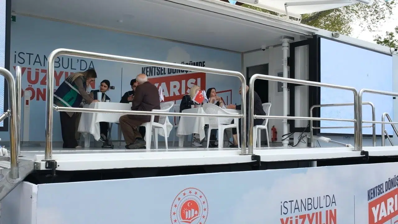 “Yarısı Bizden” tırı ayağınıza geliyor!