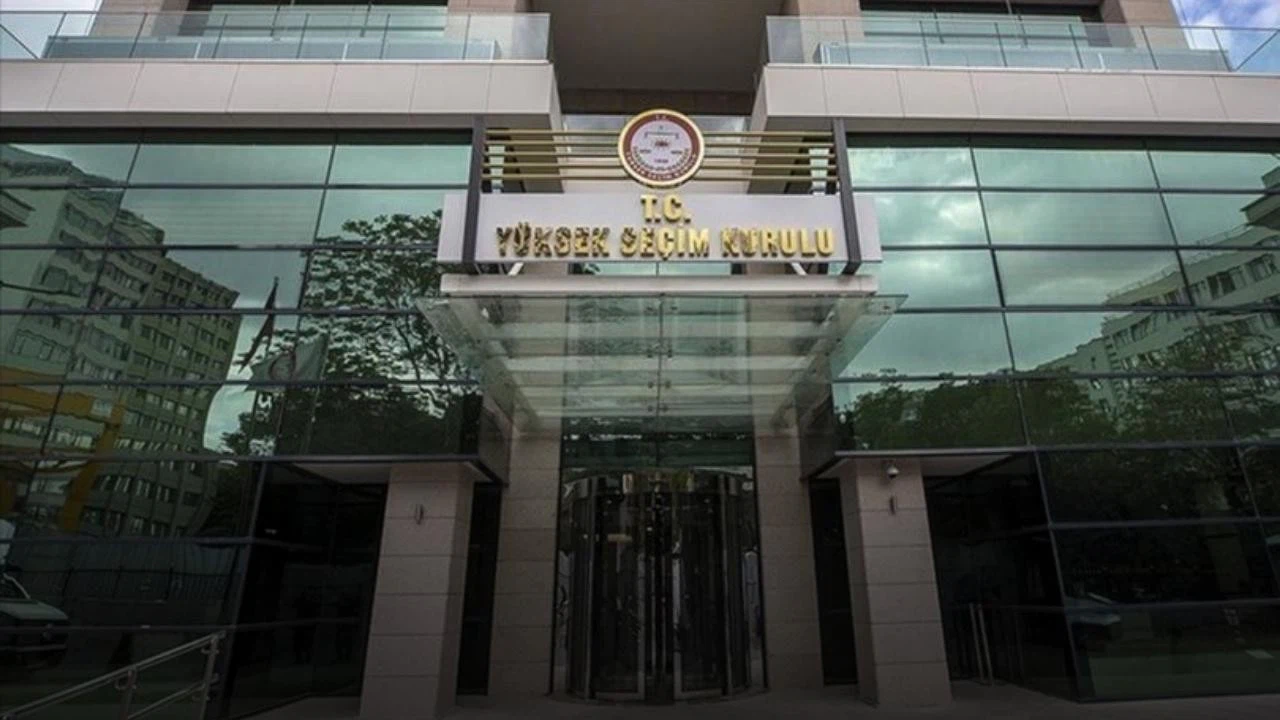 YSK'dan karar: Baro üyeleri seçimde 'gözlemci' olamaz