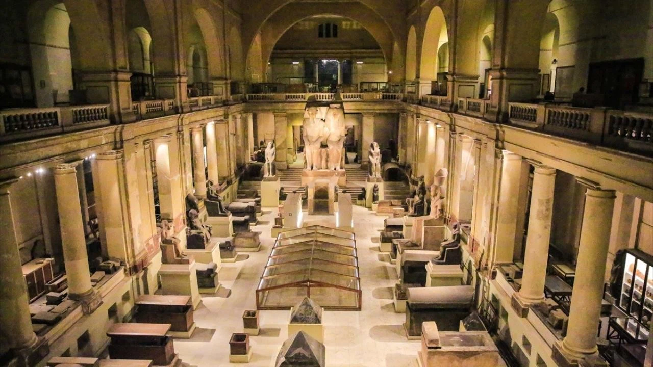 Müzeler, 1 hafta ücretsiz!