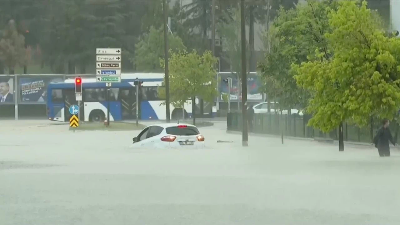 Ankara'da yarın kuvvetli sağanak bekleniyor