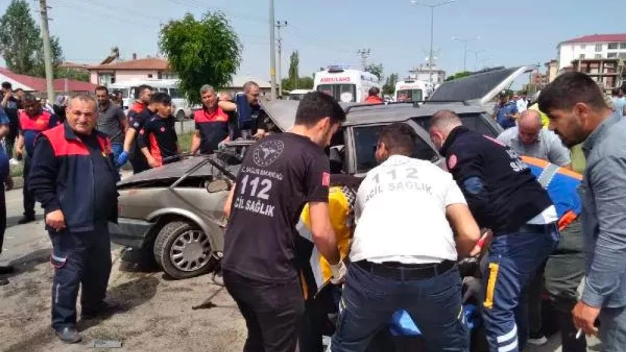 Seçim günü feci kaza! 3 ölü, 2 yaralı