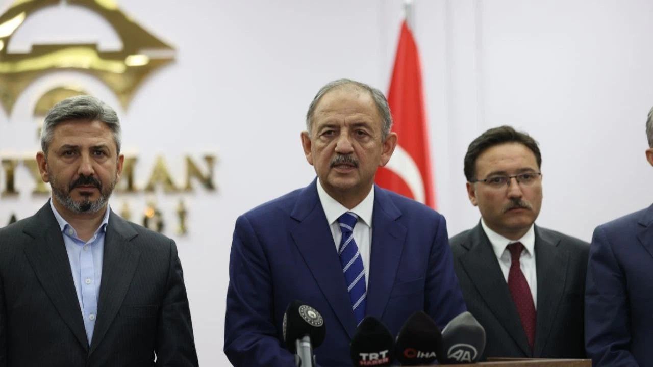 Bakan Özhaseki "Böyle bir milletin altından kalkamayacağı hiçbir sıkıntı olamaz."