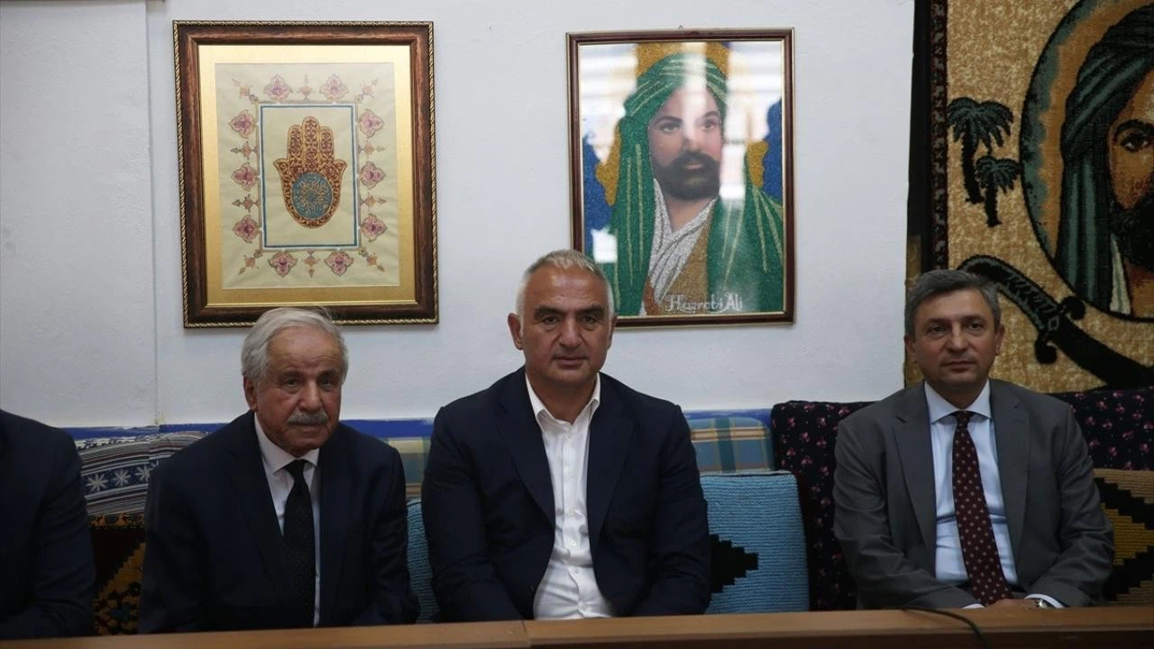 Bakan Ersoy, Malatya'da konteyner kentleri ziyaret etti!