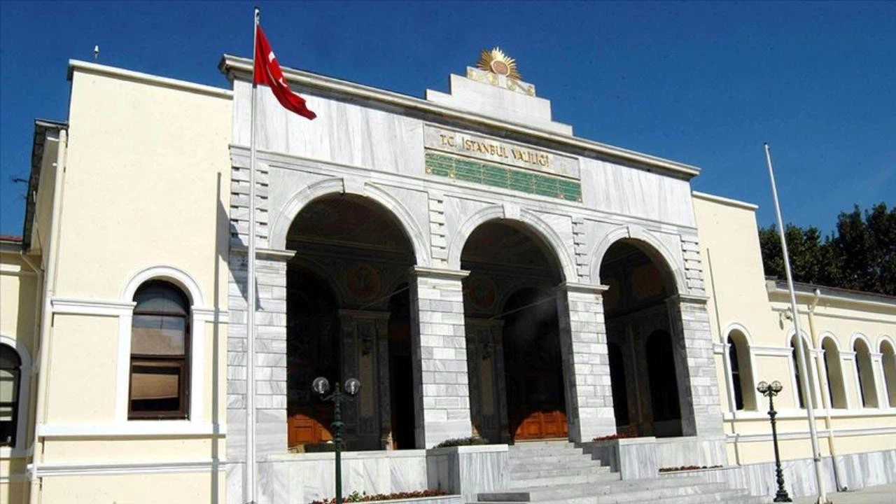 İstanbul Valiliği'nden LGBT'ye geçit yok!