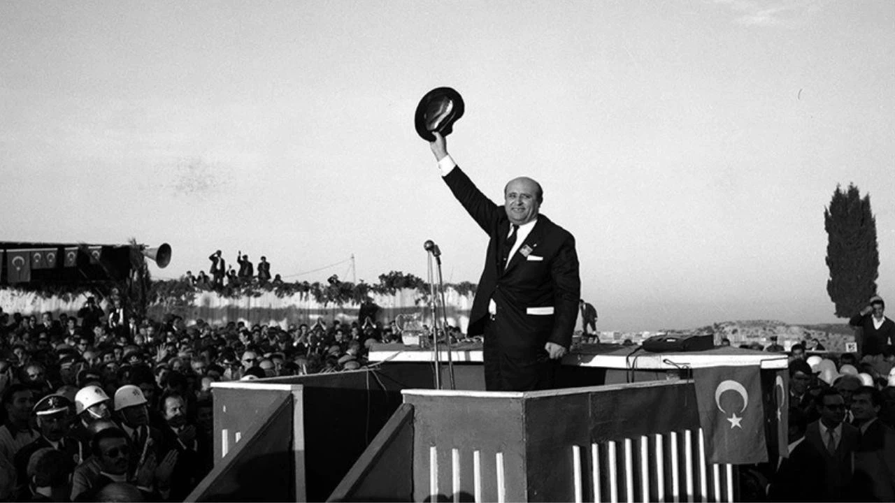 Demirel'in vefatının üzerinden 8 yıl geçti!