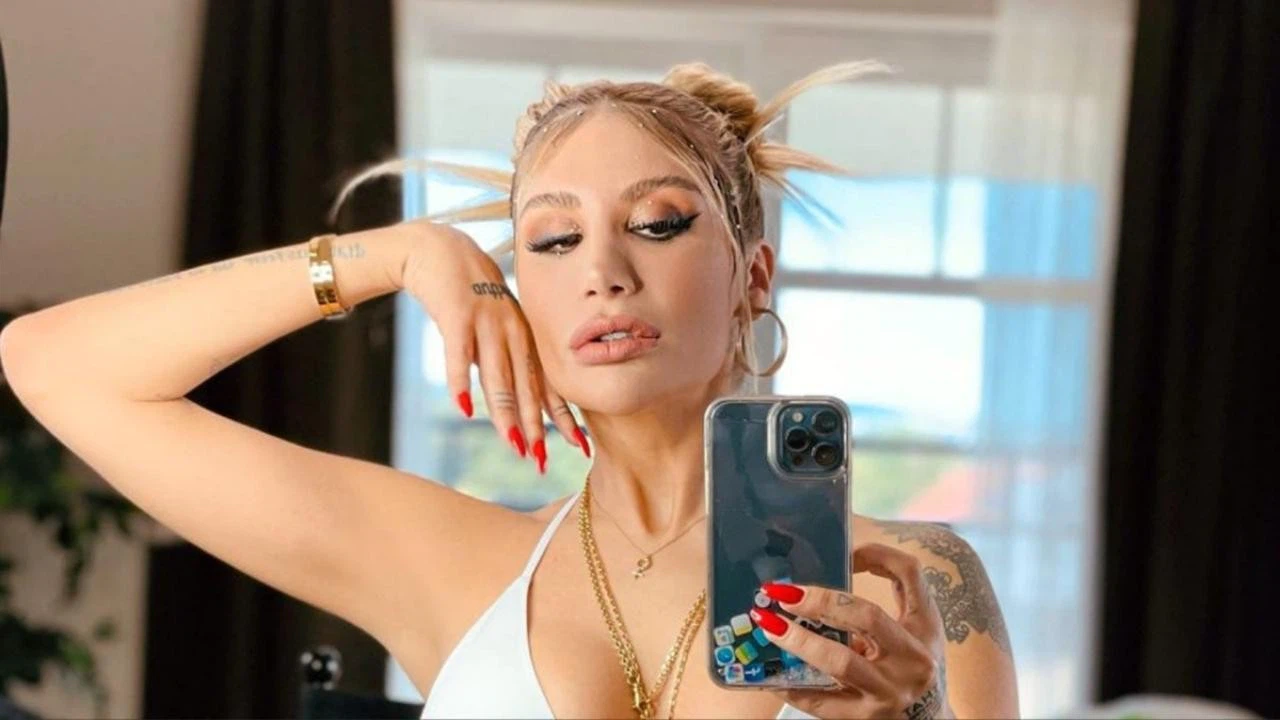 İrem Derici hastaneye kaldırıldı!