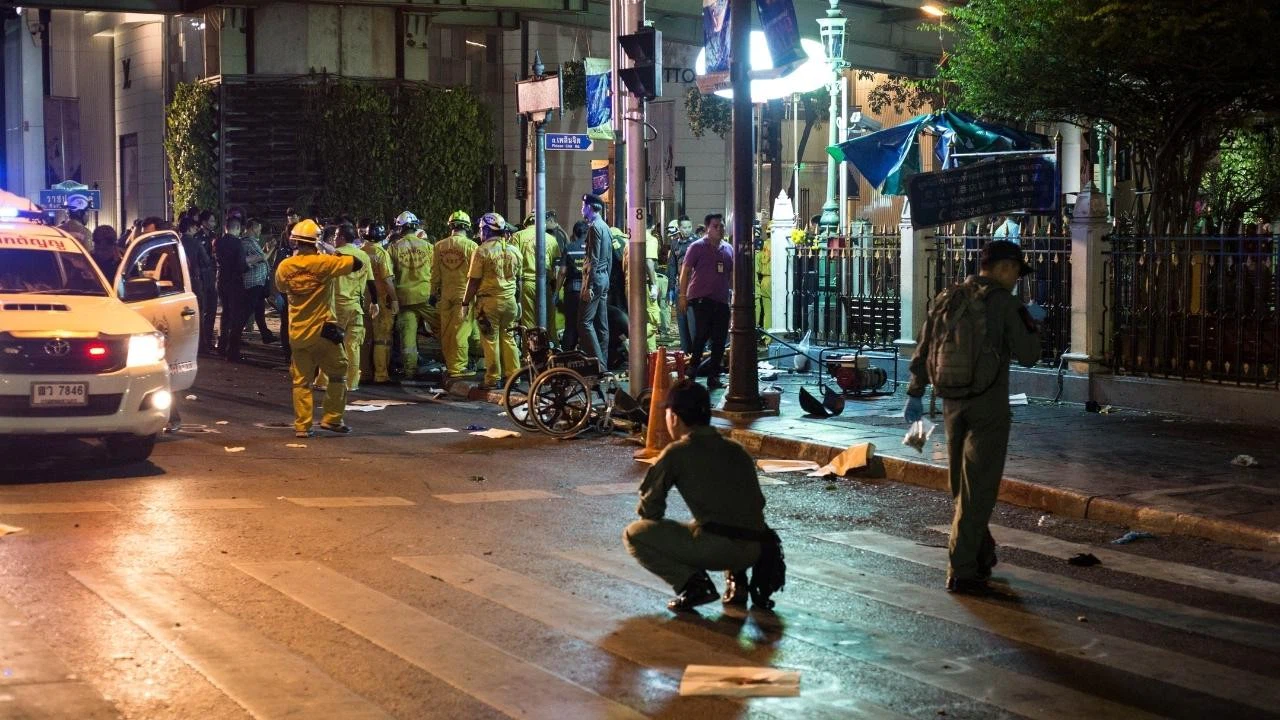 Tayland'da havai fişek deposunda patlama! 9 ölü!