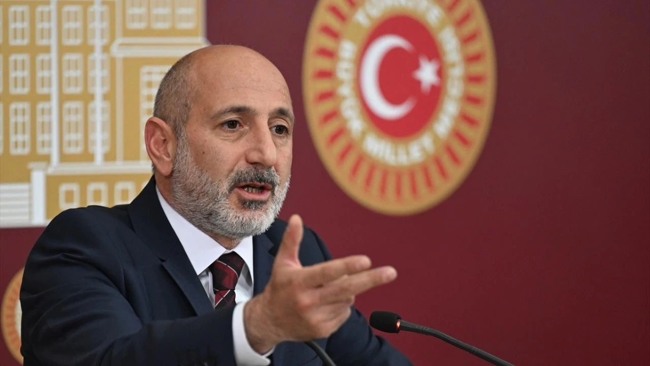 CHP-Gelecek Partisi arasında ipler koptu: “Girsinler boylarının ölçüsünü alsınlar”