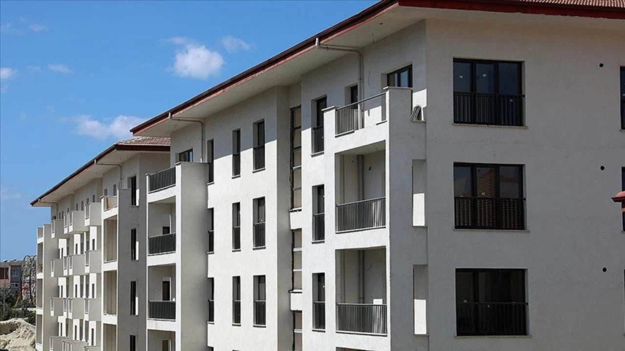 Esenler'de 60 bin bina dönüştürüldü