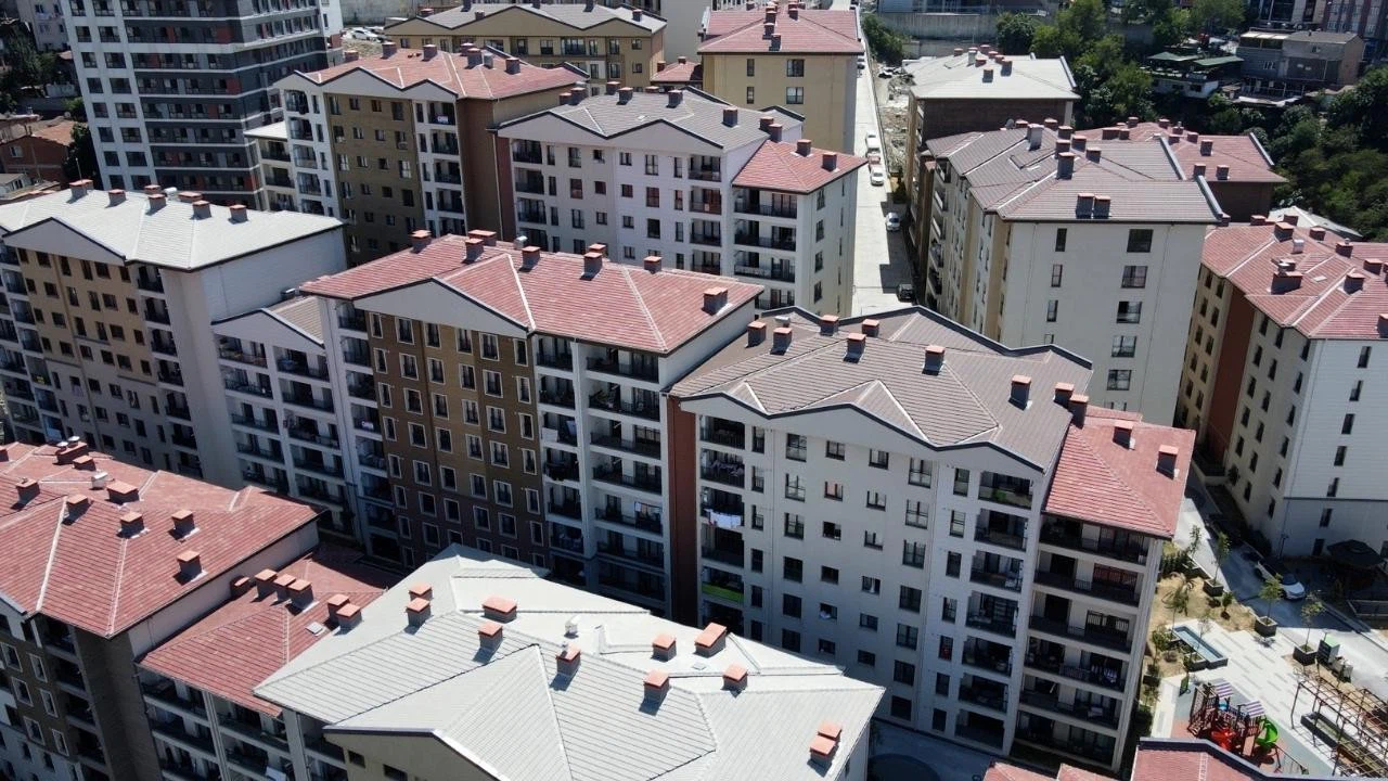 Beyoğlu ve Kağıthane'de 1086 konut hak sahiplerine teslim edildi