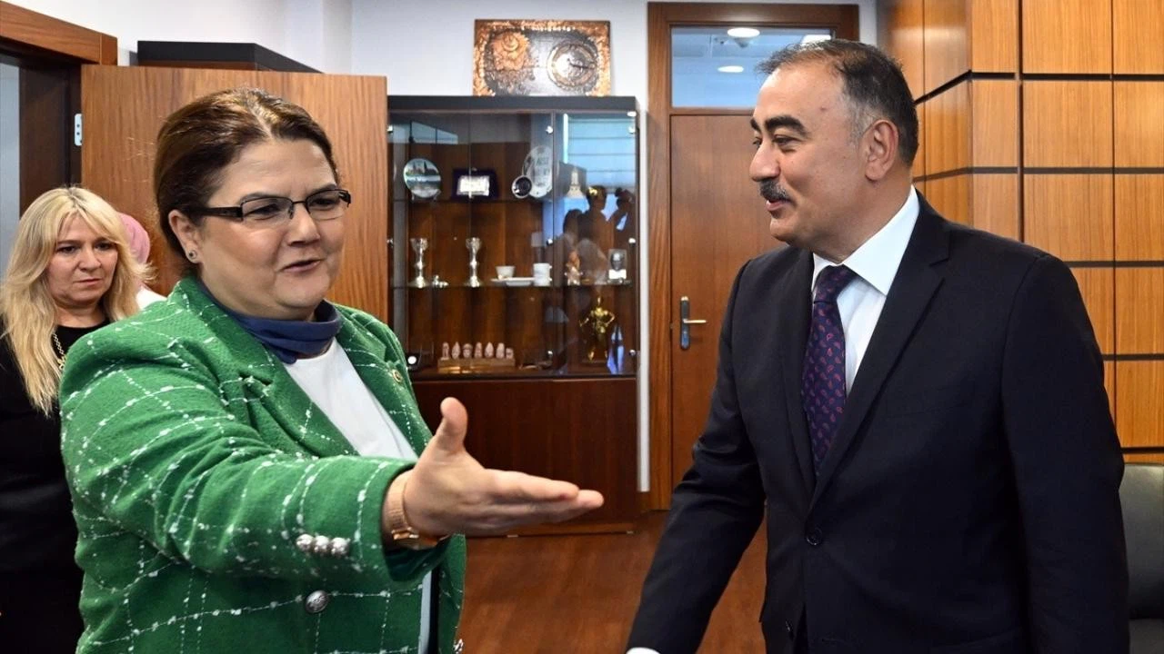 Yanık: “Azerbaycan, ön Asya'nın muhafaza kapısıdır”