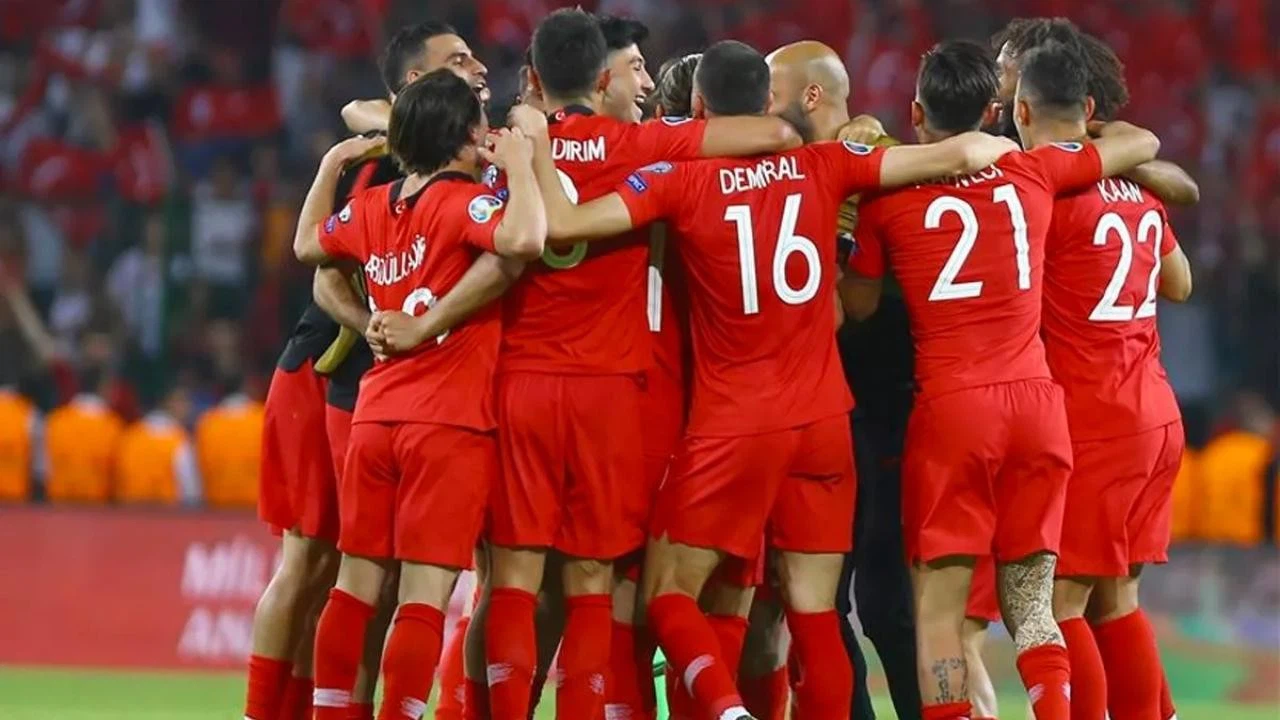 Futbolda milli mesai başlıyor