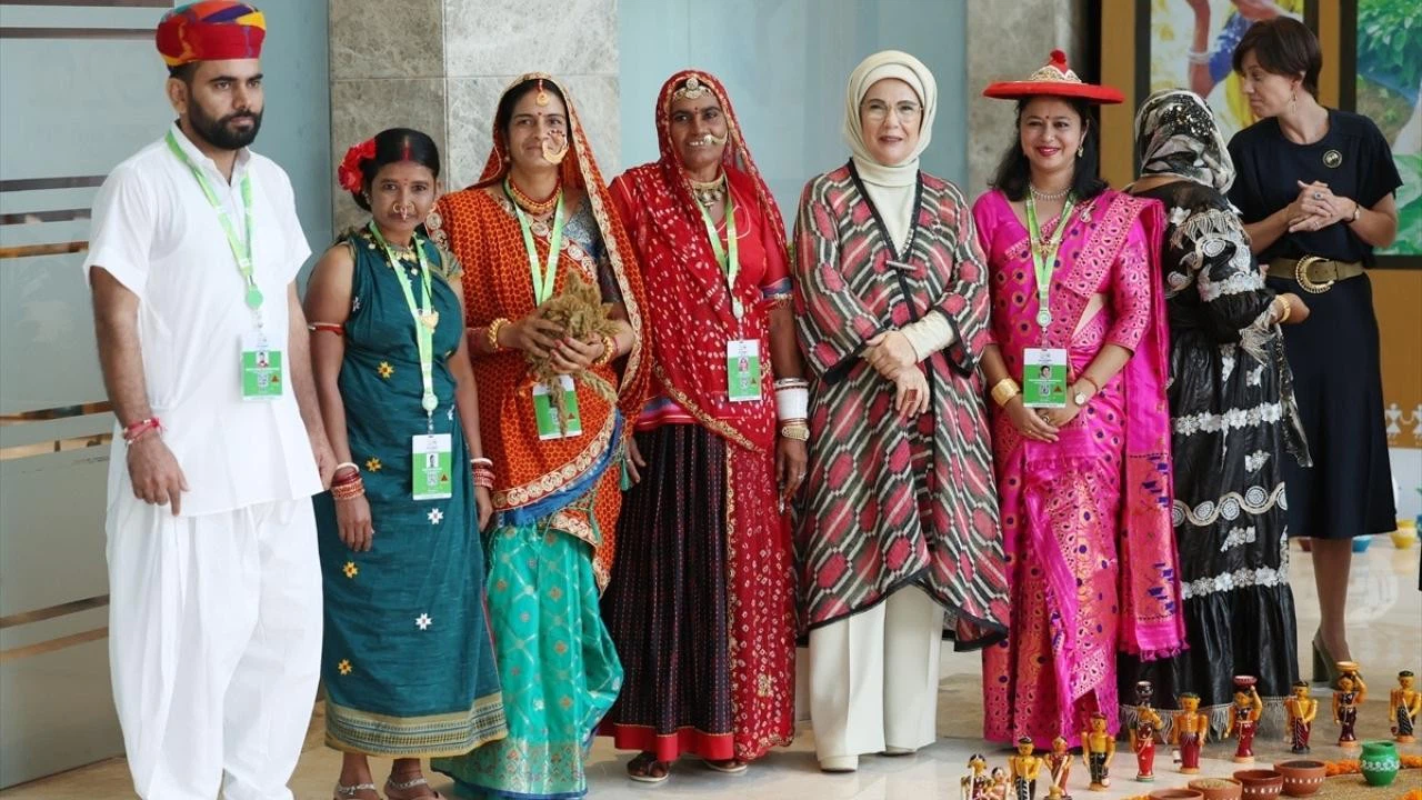 Emine Erdoğan, Yeni Delhi’de lider eşleri bir araya geldi!