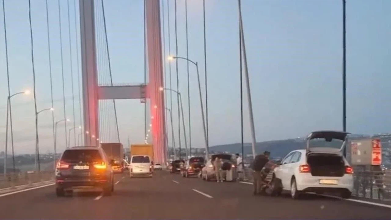 Osmangazi Köprüsü'nde araçların lastikleri aynı anda patladı!