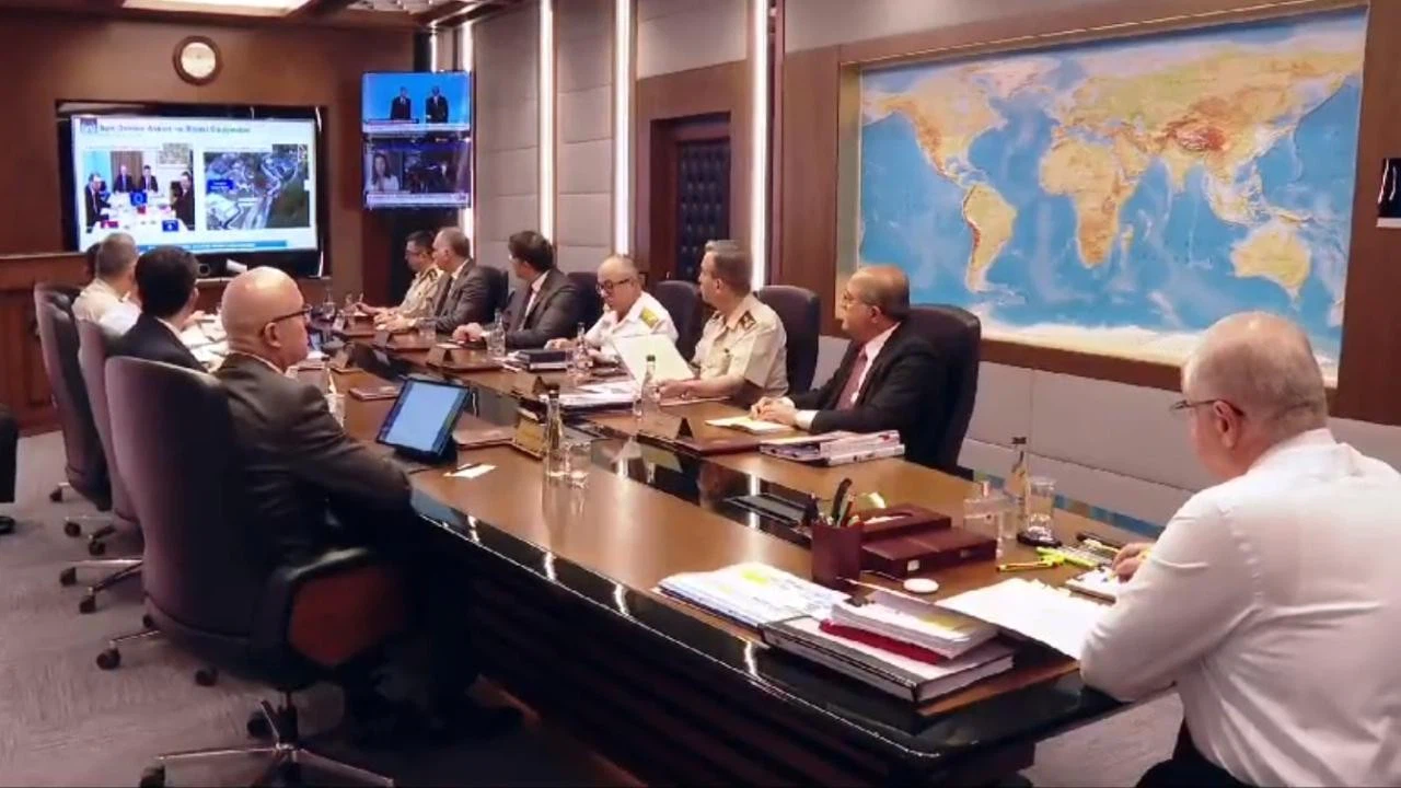 Bakan Güler’den, sınır ötesi toplantı!