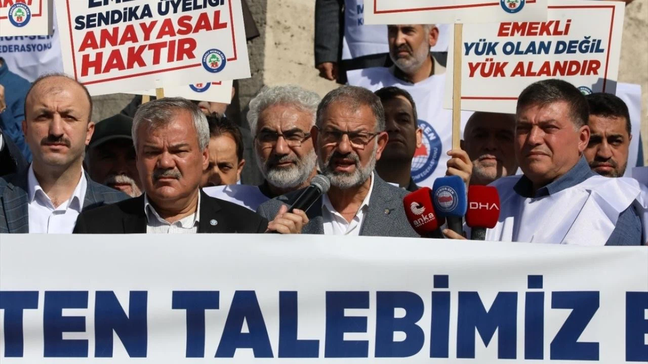 Emekli Memur-Sen, ücret düzenlemesi istedi!