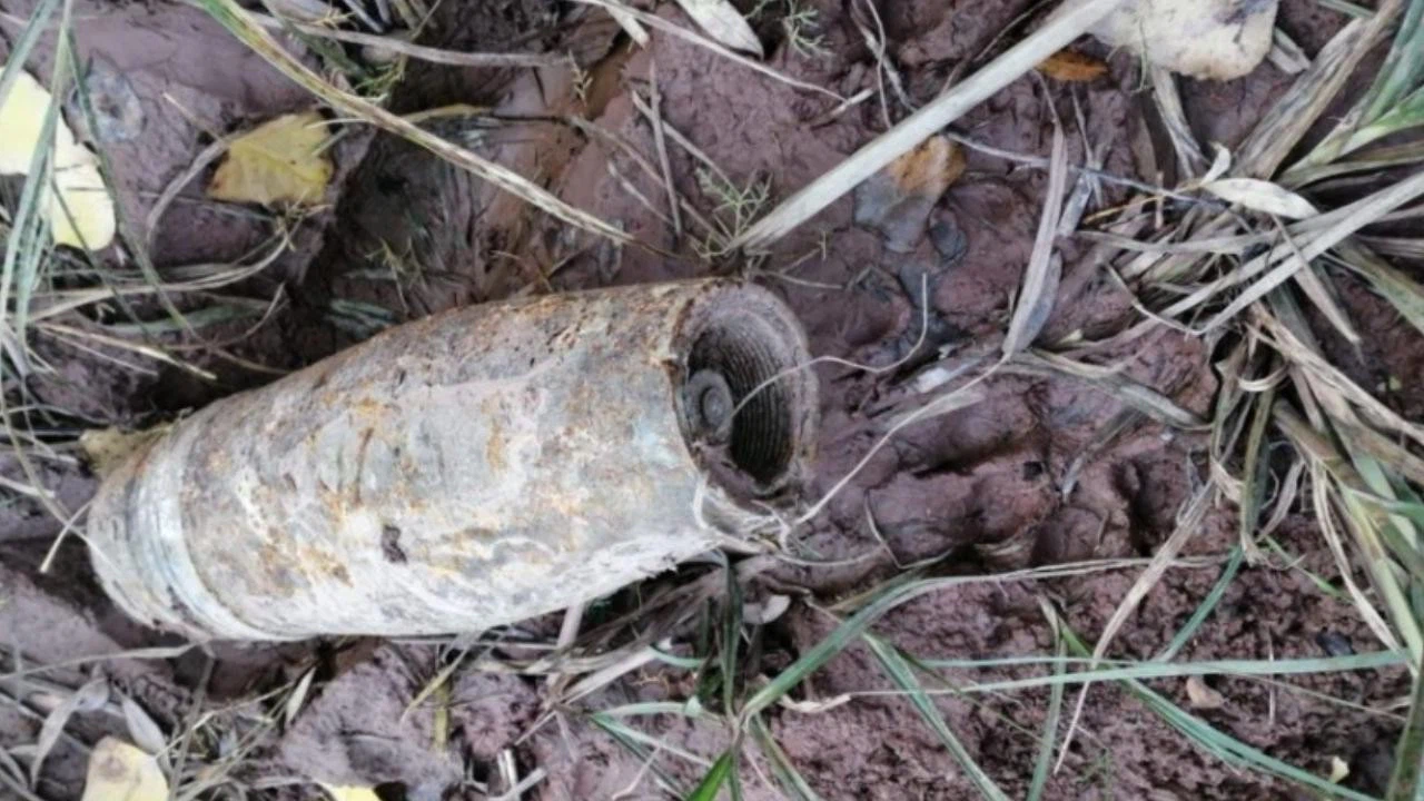 Sivas'ta patlamamış top mermisi bulundu!