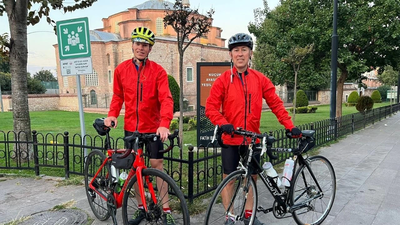 Kanserden kaybettiği kızı için Londra'dan Lefke'ye pedal çevirecek!