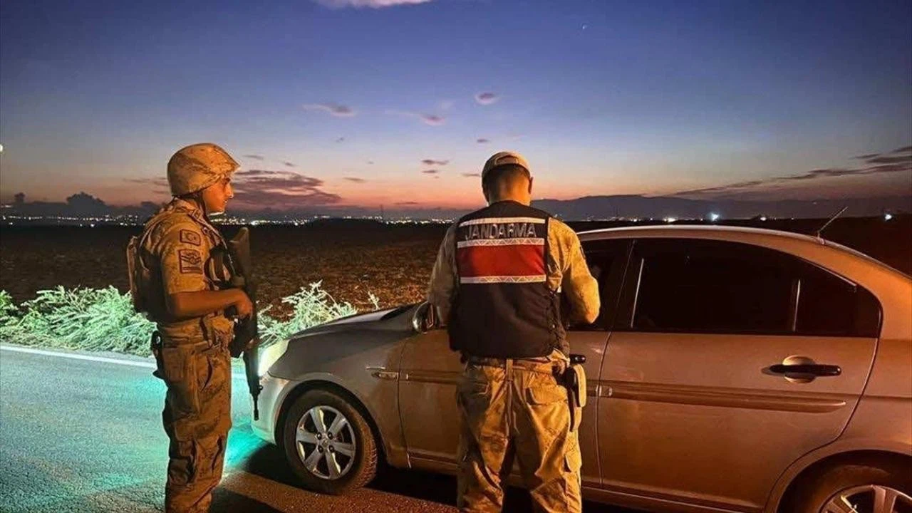 Hatay'da 68 düzensiz göçmen yakalandı