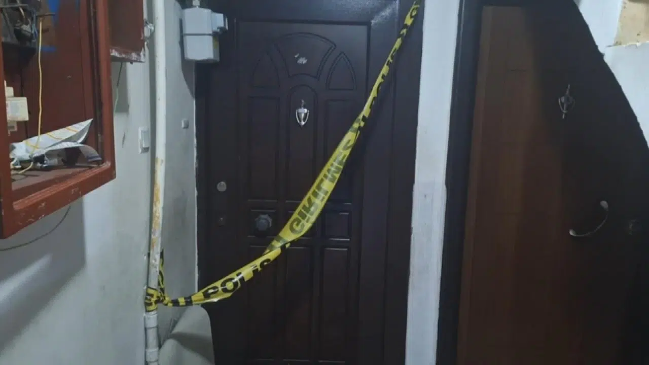 Çocuklarının gözü önünde karısını öldürdü 