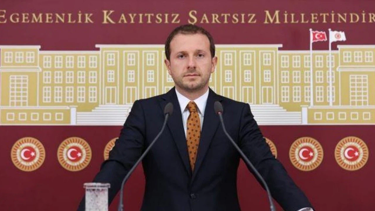Kılıç: "Muhalefetin halini üzülerek takip ediyoruz"