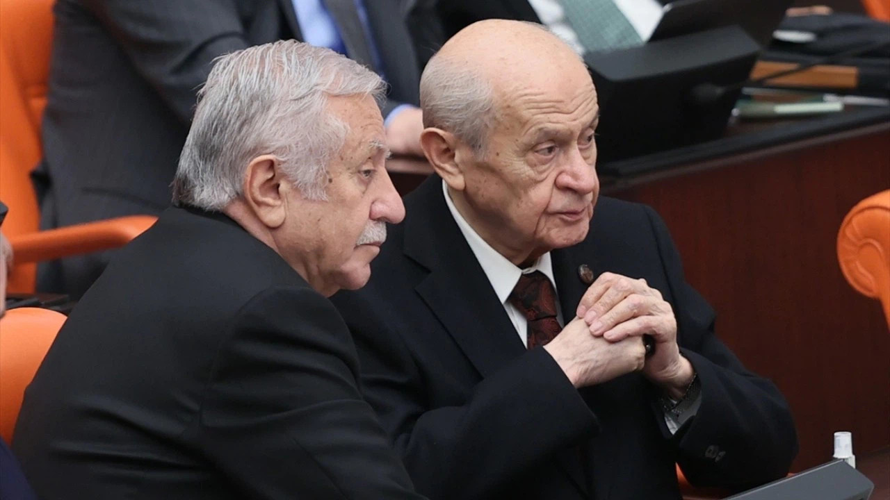 Bahçeli’den TBMM’de Kürtçe tepkisi!