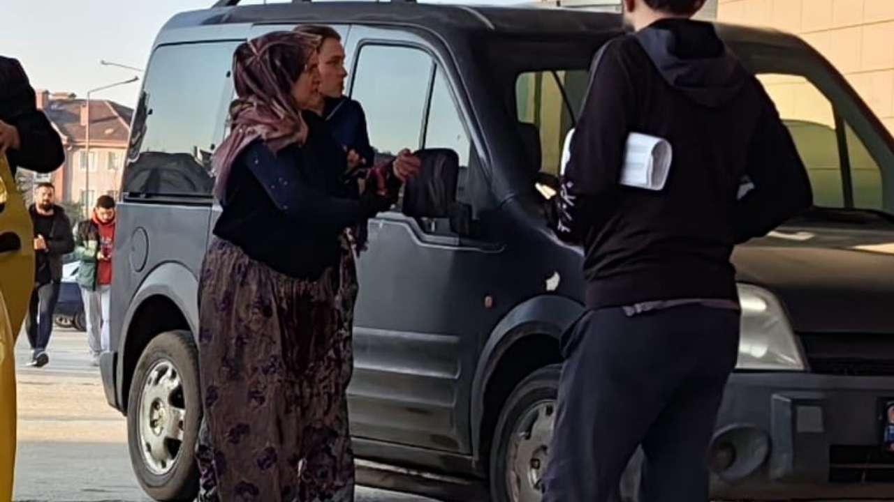 Bursa'da korkunç kaza: Motorlu testere ile eşinin bileğini kesti!